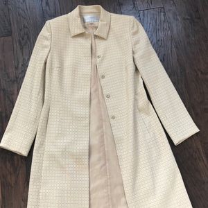 Women’s full length Tahari Coat